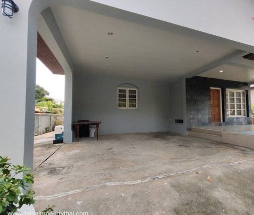 ขายบ้านเดี่ยว 2 ชั้นเนื้อที่ 90 ตร.ว พื้นที่ใช้สอย 220 ตร.ม 3ห้องนอน 3ห้องน้ำ เฟอร์บางส่วน ถนนสุขุมวิท101ใกล้ BTS ราคาขาย 16.5 ล้านบาท