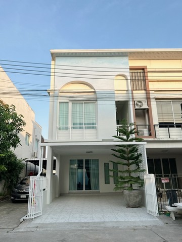 ขายโฮมออฟฟิศ 3 ชั้น หลังมุม RK Park ติดถนนสายไหม 76 รีโนเวทใหม่ สวยที่สุดในโครงการ ฟังก์ชันลงตัวพร้อมเข้าอยู่ ใกล้โรงเรียนสารสาสน์ 300 เมตร
