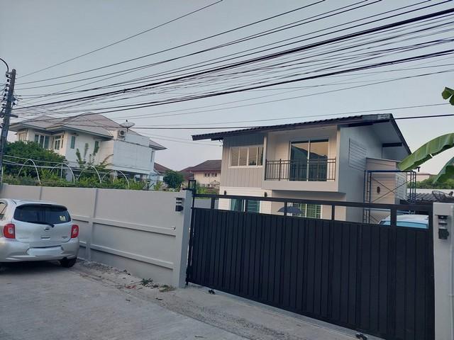 ให้เช่าบ้านเดี่ยว2ชั้น300 ตร.ม. 4นอนย่านโชคชัย4ลาดพร้าววังหินเสนานิคมลาดปลาเค้า