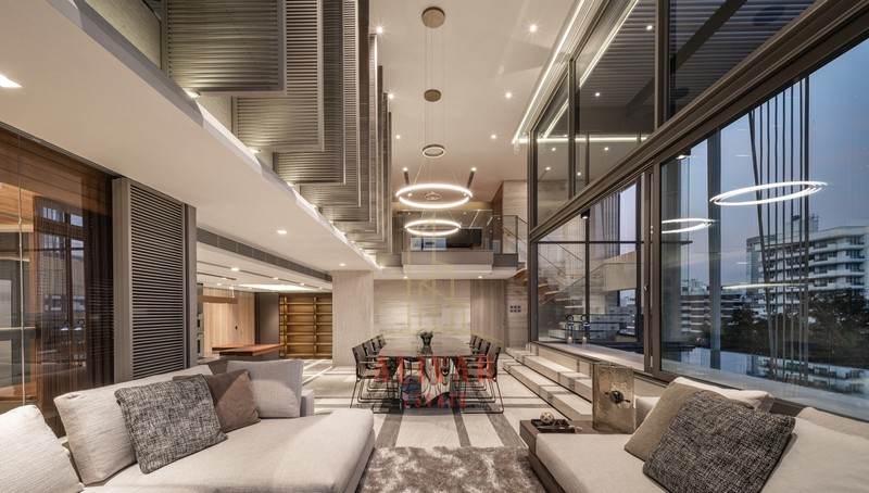 SC040024 Luxury penthouse for sale, FYNN Sukhumvit 31, near BTS Phrom Phong and MRT Asoke.