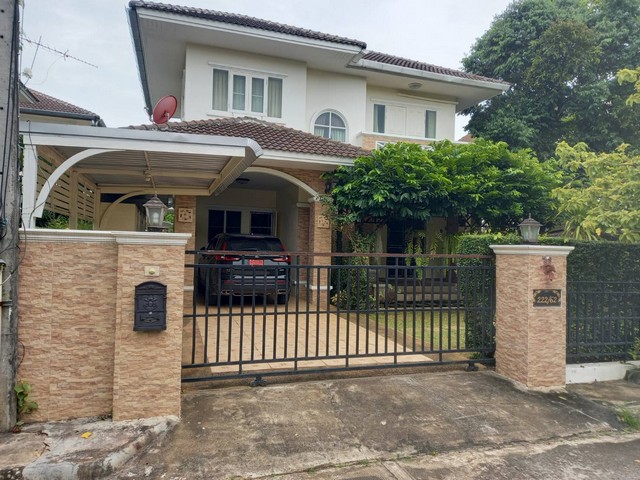 ขายบ้านเดี่ยว 2 ชั้นพร้อมเฟอร์นิเจอร์ หมู่บ้านเอ็มเพอเรอร์ 1 อำเภอเมืองเชียงใหม่ จังหวัดเชียงใหม่