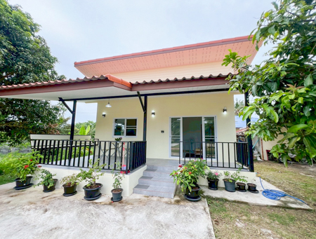 Villa for Rent in Koh Samui – Walking Distance to Seatran Pier  Home for Rent near Lipa Noi Beach & Hin Lad Waterfall – Only 15,000 THB 