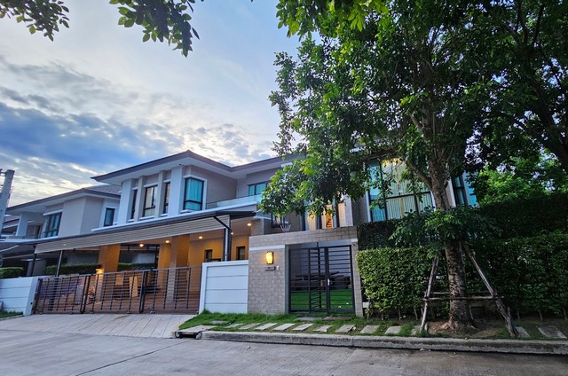 ขายบ้านเดี่ยว THE CITY ปิ่นเกล้า-บรมฯ 5 นอน 6 น้ำ เนื้อที่ 127.6 ตารางวา