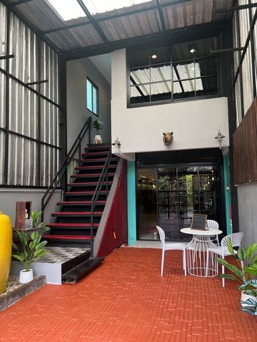 โซนเจ็ดยอด #หลังเมญ่า ให้เช่า 35,000 บาท ขาย 7.5 ล้าน ทาวน์เฮาส์ 3 ชั้น #สไตล์โมเดิร์นคลาสสิค เฟอร์นิเจอร์ครบ ซื้ออยู่เองหรือปล่อยเช่า