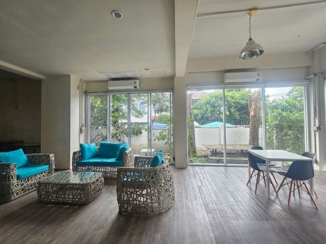 ให้เช่าโฮมออฟฟิศสุขุมวิท101ติดBTSปุณวิถี แอร์เฟอร์นิเจอร์ครบ101ตารางวามี3นอน3ห้องทำงาน1ห้องประชุม4ห้องน้ำราคา70,000บ/ด จดทะเบียนบริษัทได้