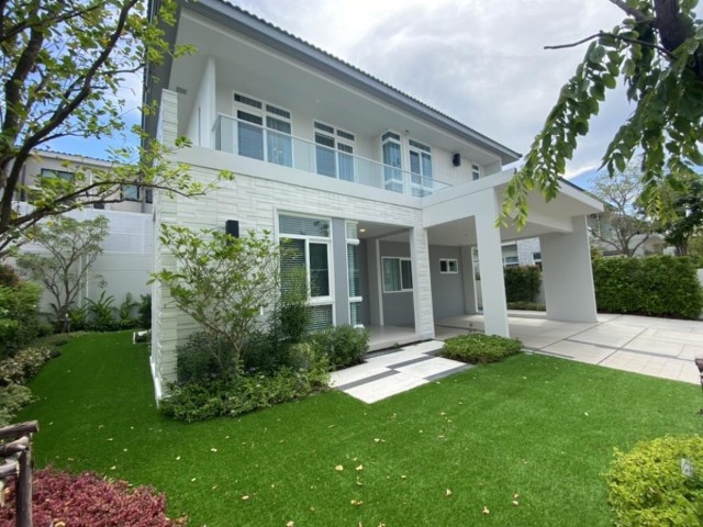 ให้เช่าบ้านเดี่ยมัณฑนาบางนา-วงแหวน แอร์เฟอร์นิเจอร์ครบมี4นอน4น้ำ1ห้องแม่บ้านราคาเช่าเดือนละ100,000บาท