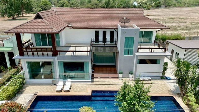 ให้เช่าพูลวิลล่า 2 ชั้น วิวภูเขาวิวทะเลสาบ หมู่บ้านดอยคำฮิลล์ไซด์2 หางดง 