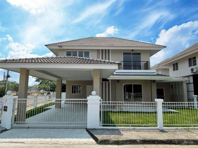 กาญจน์กนกวิลล์8 #สันทราย ราคา 3.28 ล้าน 60.9 ตรว. 4 นอน 4 น้ำ #บ้านหัวมุม #รีโนเวทใหม่ พร้อมอยู่ #ใกล้ม.แม่โจ้ ทำเลดี ใกล้เมือง เดินทางสะดวก