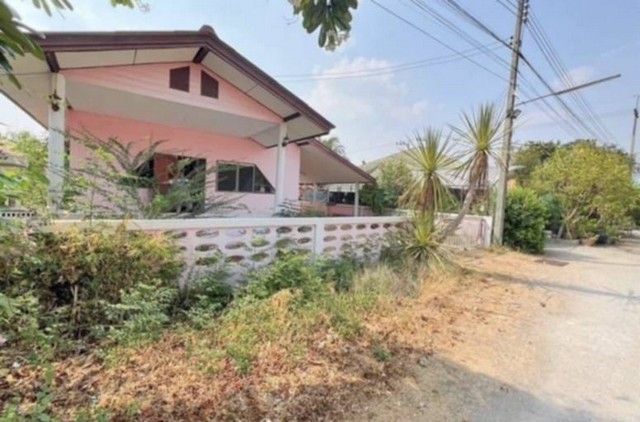 ขายบ้านเดี่ยวชั้นเดียว หมู่บ้านกาญจนประภา อำเภอบ่อพลอย จังหวัดกาญจนบุรี เนื้อที่ 50 ตารางวา