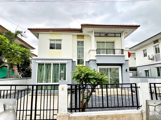 ถูกที่สุดใน3โลก ใหม่ 50ตรว.มาร์เก็ตวิลเลจ 2กม. รังสิต คลอง2 ให้เช่าบ้านเดี่ยว 2 ชั้น 185ตรม. กว้างมาก 3นอน 2น้ำ 2จอดรถ นานาชาติสยาม 