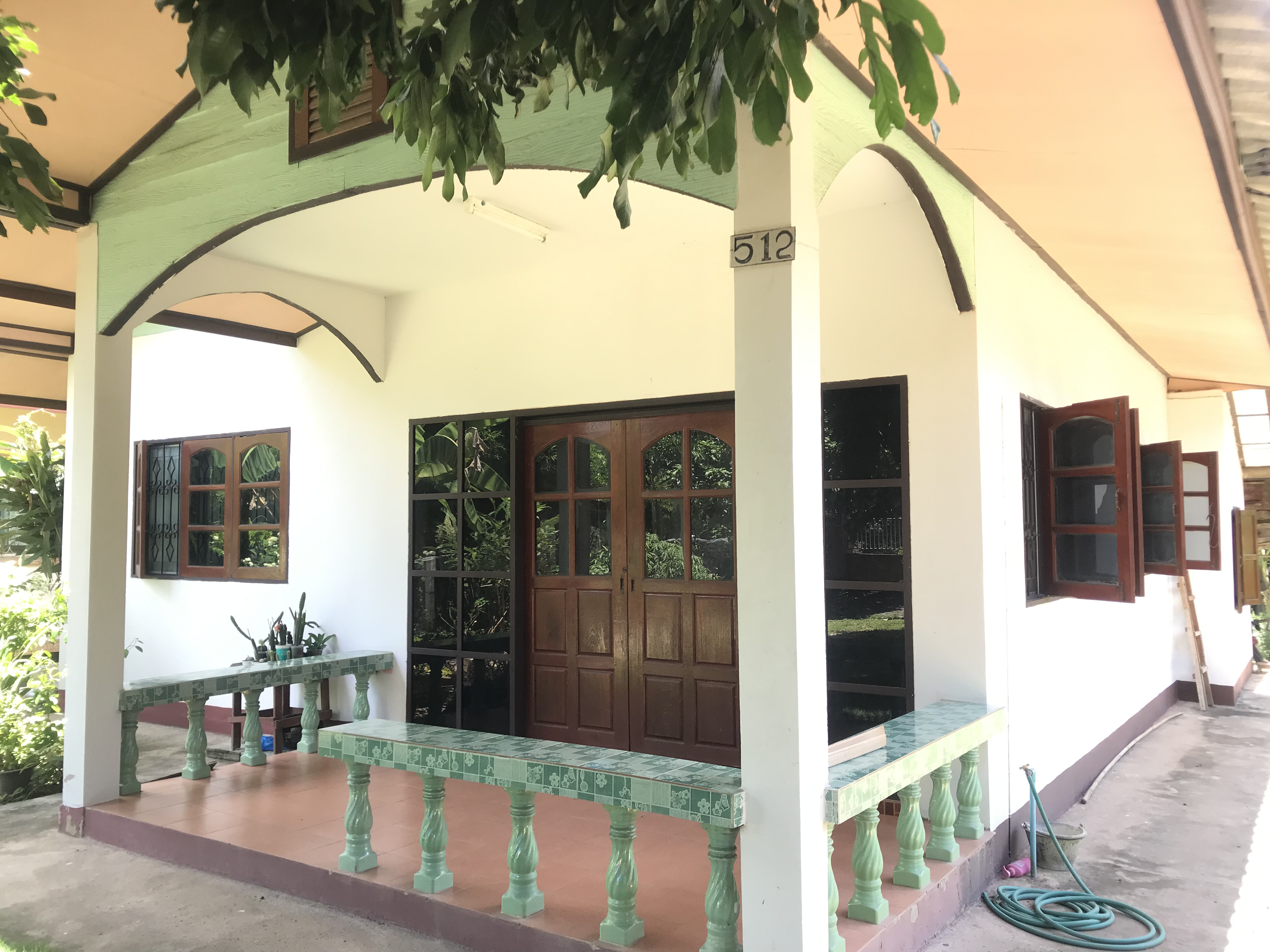 ขายบ้านเดี่ยว พร้อมที่ดิน มีโฉนดพร้อมครับ