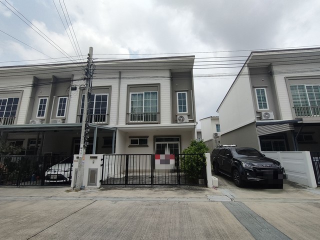 ให้เช่าทาวน์โฮม 2 ชั้น ม.Q District สุขสวัสดิ์ - วงแหวนพระราม 3 หลังมุมบ้านใหม่ไม่ค่อยได้อยู่