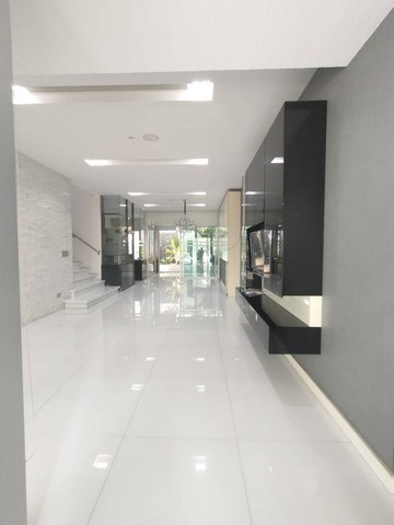 POR4117 ให้เช่าทาวน์โฮม เดอะ แลนด์มาร์ค เรสซิเดนท์ The Landmark Residence ติดถนนใหญ่ ระหว่าง ซอย ลาดพร้าว 34 กับ 32 ใกล้แยกลาดพร้าว 