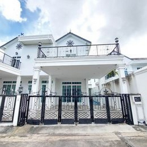 บ้านพลู่วิลล่า-บ้านแฝด2ชั้น หมู่บ้านอุ่นไอรัก ภายในตกแต่งด้วยหินอ่อนหรูมาก