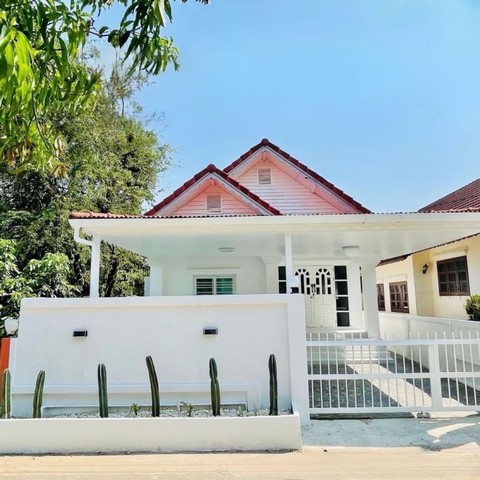 บ้านเดี่ยว เล็กกระทัดรัด สวยโดดเด่น ท่าวังตาล สารภี                   