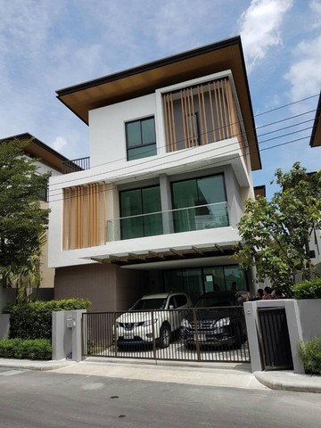 ให้เช่าบ้านเดี่ยว 3 ชั้น 4 ห้องนอน โครงการ AQ Arbor สวนหลวง ร.9 ถนนเฉลิมพระเกียรติ ร.9 ซอย 48 