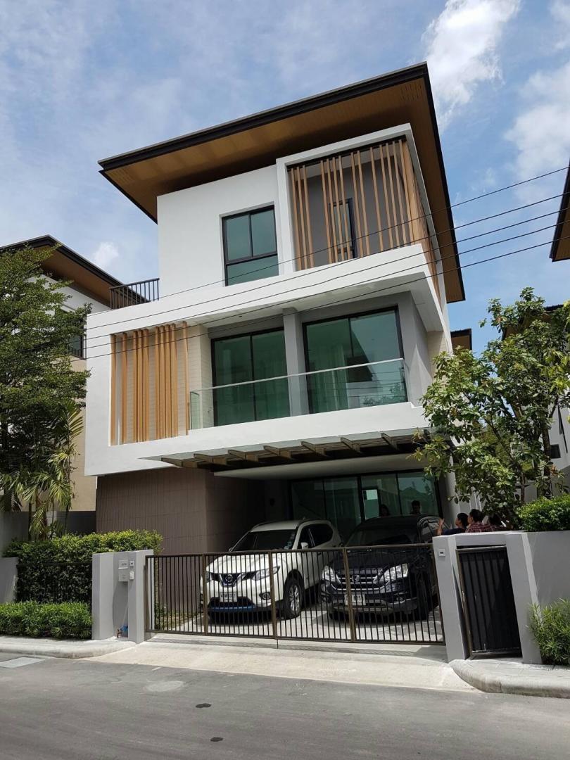 ให้เช่าบ้านเดี่ยว ถนนเฉลิมพระเกียรติ ร.9 ซอย48 โครงการ AQ Arbor สวนหลวง ร.9  เนื้อที่ 52 ตารางวา พื้นที่ใช้สอย 300 ตารางเมตร 4 ห้องนอน