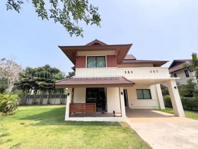 บ้านเดี่ยว 2ชั้น สไตล์ล้านนา บ้านสวย ร่มรื่น หางดง 