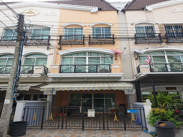 PO628 ให้เช่า ทาวน์โฮม บ้านกลางเมือง เดอะ ปารีส พระราม 9 (ซอย กรุงเทพกรีฑา 7) รามคำแหง 60 เหมาะอยู่อาศัย Baan Klang Muang The Paris Rama