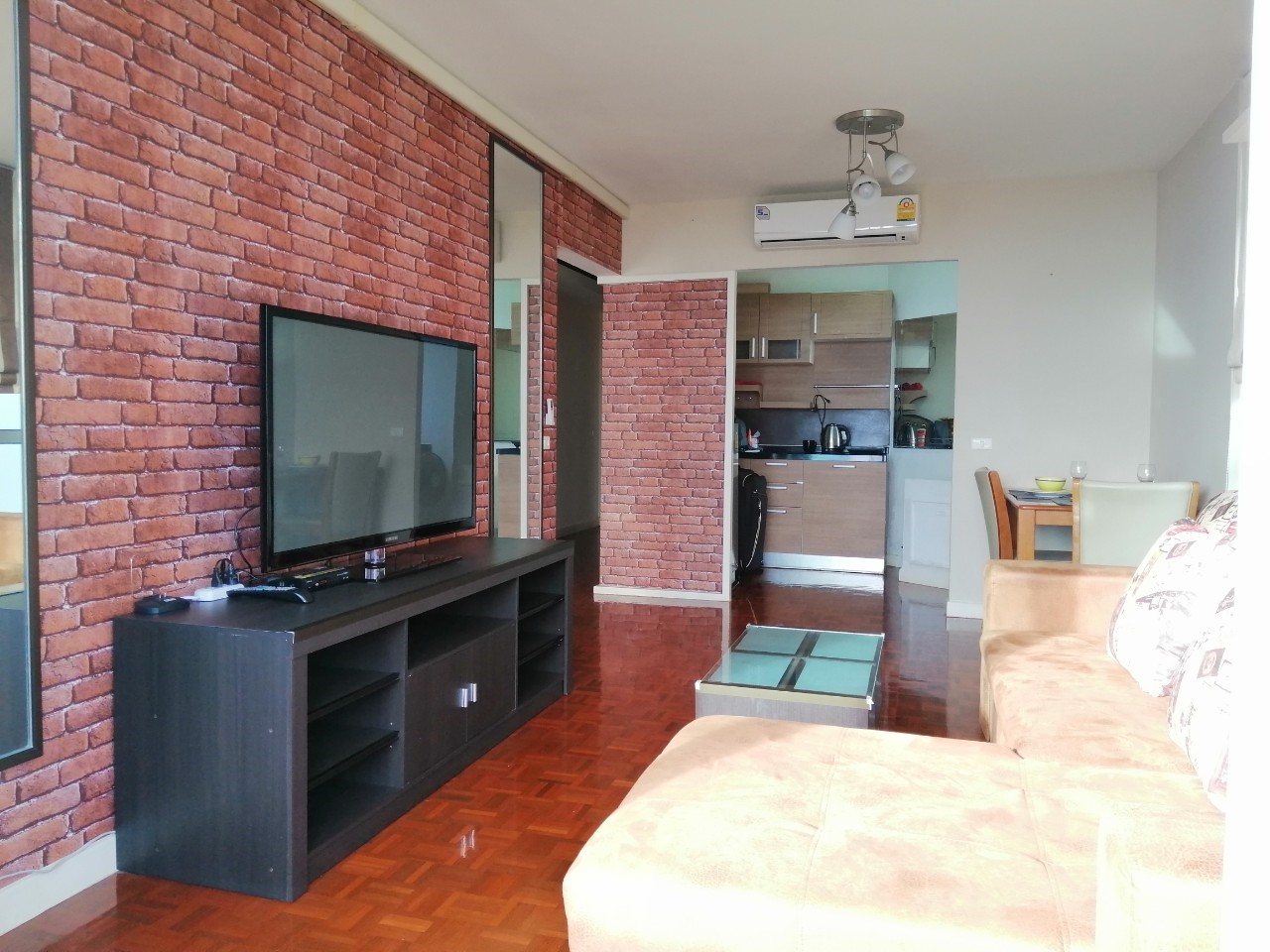 Condo. Victoria Lakeview 58 ตาราง.เมตร 2BEDROOM1Bathroom ใกล้ ถนนติวานนท์ ราคาดี เยี่ยม ห้องมุม วิวทะเลสาป