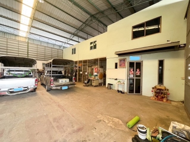ขายที่ดิน 244 ตร.ว ราคาดีมากๆ ซ.แบริ่ง 30 พร้อมคลังสินค้า  0-2-44  ไร่